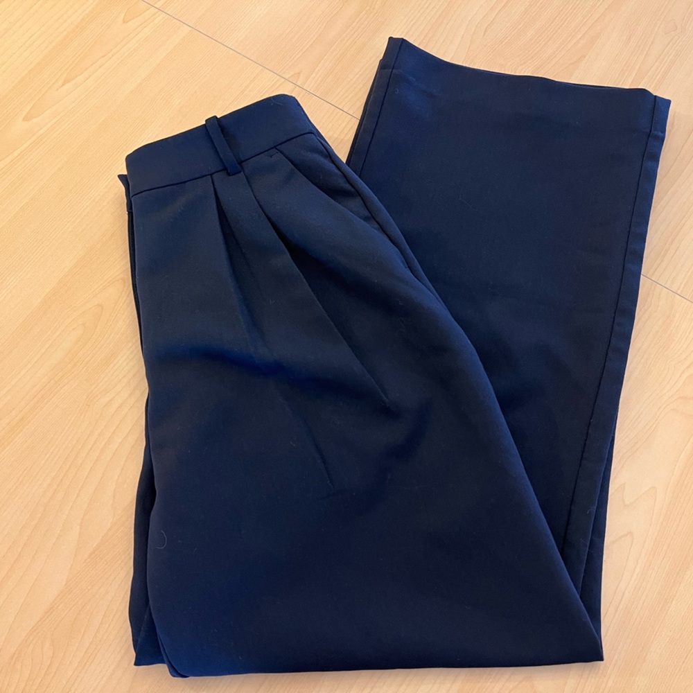 Abercrombie Curve Love High Rise Wide Leg Pants Size 6 Short Black